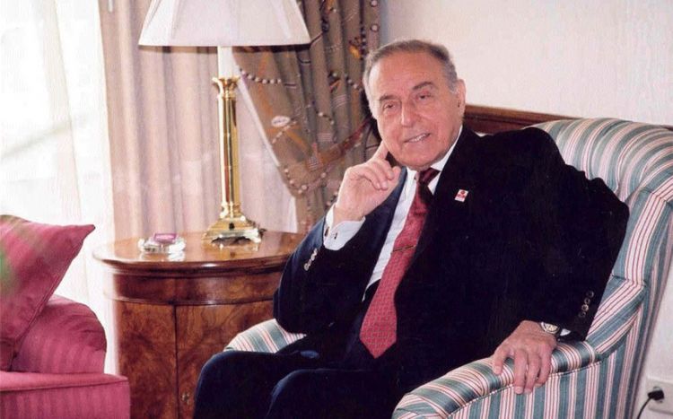 “Heydər Əliyev - 100” yubiley medalı təsis ediləcək