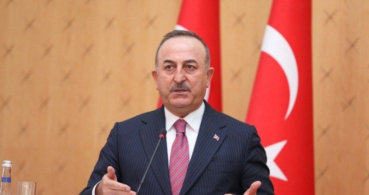 Türkiyə XİN başçısı britaniyalı həmkarı ilə Ukraynadakı savaşı müzakirə edib