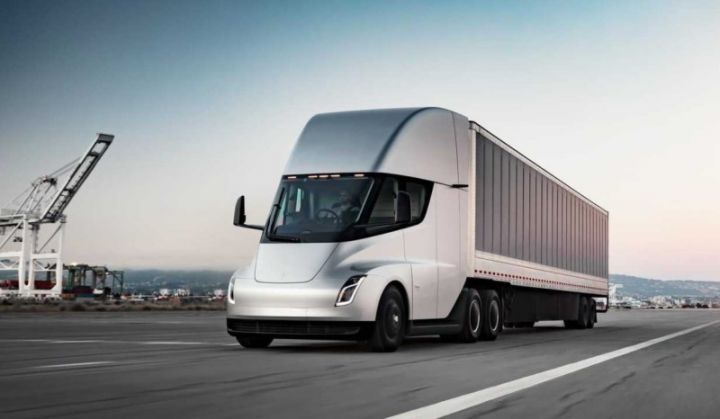Tesla ilk elektrik yük avtomobilini təqdim edib<font color=red> - VİDEO</font>