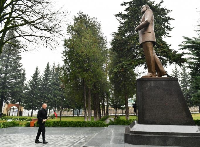 Prezident İlham Əliyev Oğuz rayonuna səfər edib<font color='red'> - YENİLƏNİB</font><font color=red> - FOTOLAR</font>