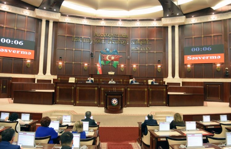 “Siyasi partiyalar haqqında” yeni qanun layihəsinə 66 dəyişiklik edilib