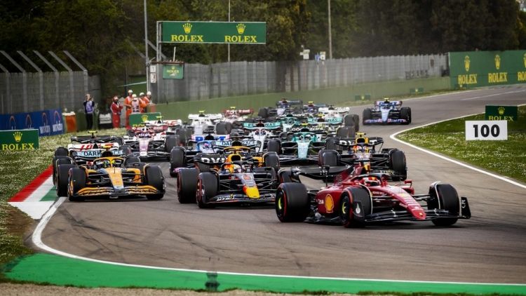 Formula 1: Bakı şəhər halqası ilk dəfə sprint yarışa ev sahibliyi edəcək