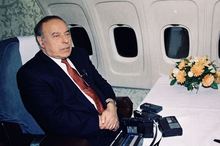 Xalqa bağışlanmış ömürdən anlar: 1994-cü ilin dekabrı