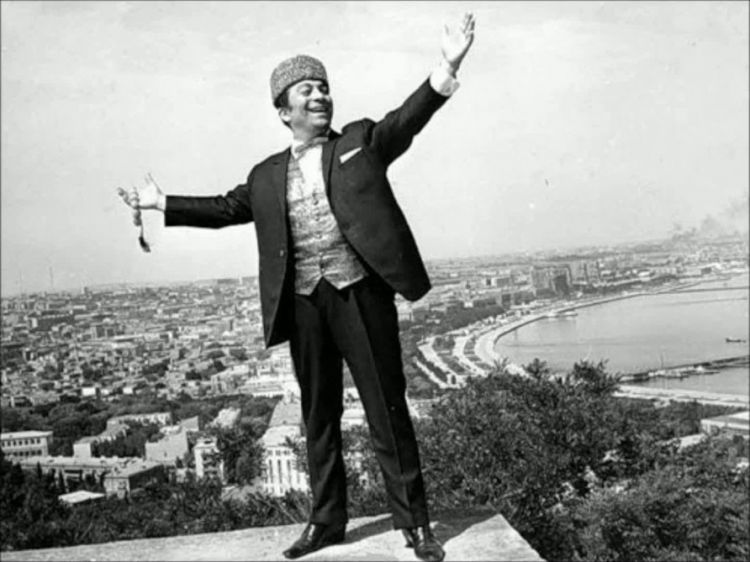 Bu gün ölməz korifeyimiz Rəşid Behbudovun doğum günüdür