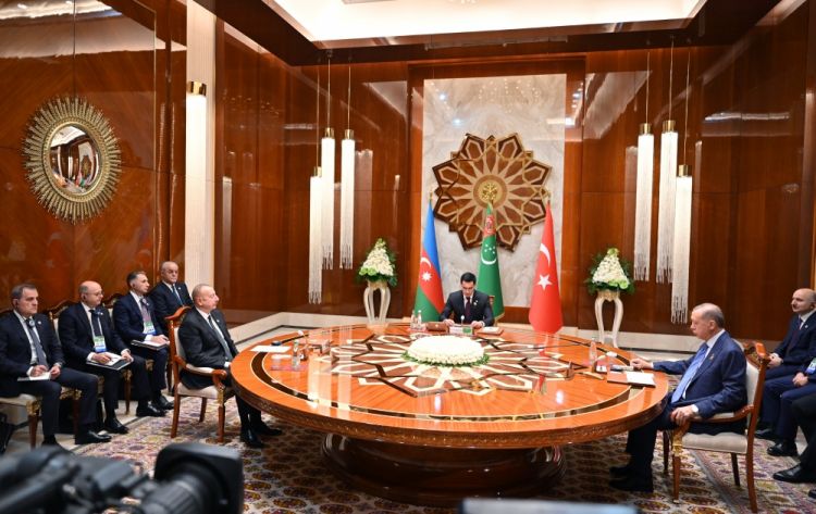Prezident İlham Əliyev: Azərbaycan Xəzər dənizində ən böyük ticarət donanmasına malikdir