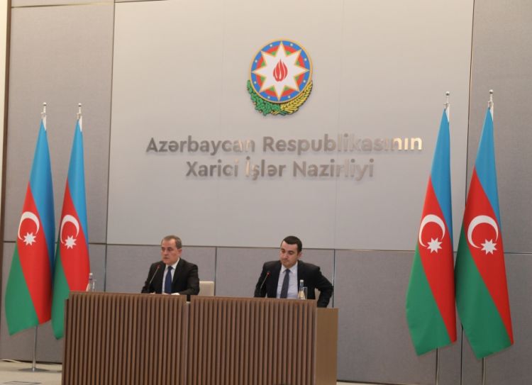 Laçın yolundakı pozuntular üçtərəfli Bəyanatın müddəalarına zidd olaraq baş verir