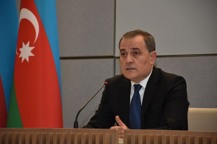 Laçın yolundakı pozuntular üçtərəfli Bəyanatın müddəalarına zidd olaraq baş verir