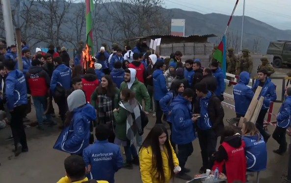 Şuşa-Xankəndi yolunda keçirilən etiraz aksiyası daha da genişlənir