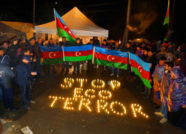 Şuşa- Laçın yolunda fləşmob təşkil olunub<font color=red> - FOTOLAR</font>