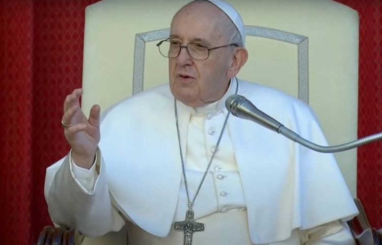 Papa Fransisk: Ukraynadakı münaqişə dünya müharibəsidir