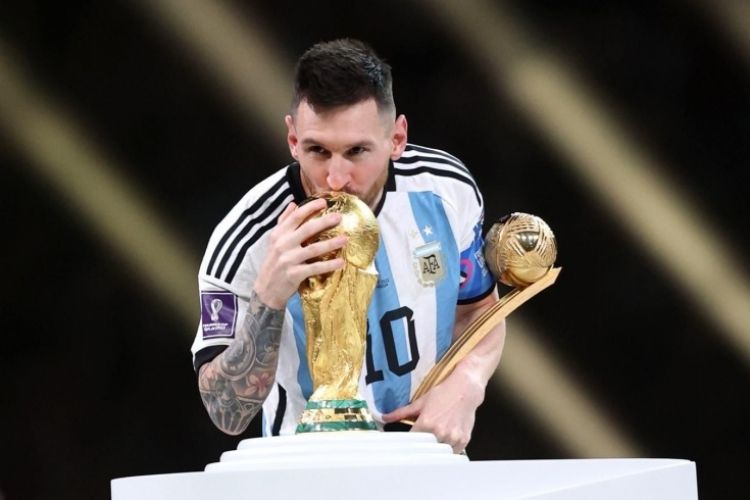 Messi dünya çempionatının ən yaxşı futbolçusu seçilib