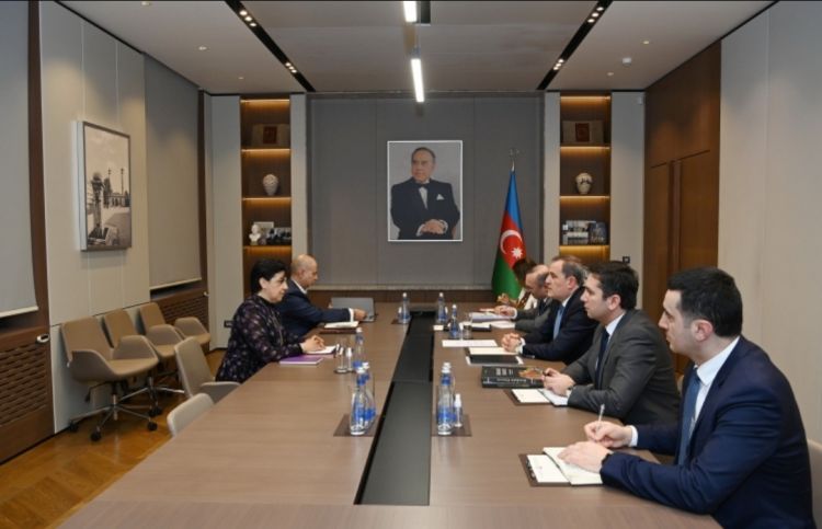 Azərbaycan XİN rəhbəri Meksikanın yeni təyin olunmuş səfiri ilə görüşüb