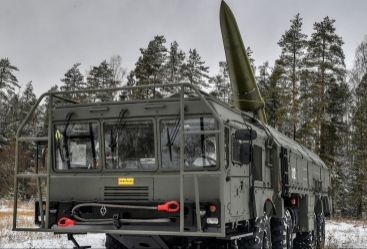 Belarus “S-400” və “İsgəndər” komplekslərini döyüş növbətçiliyinə gətirib
