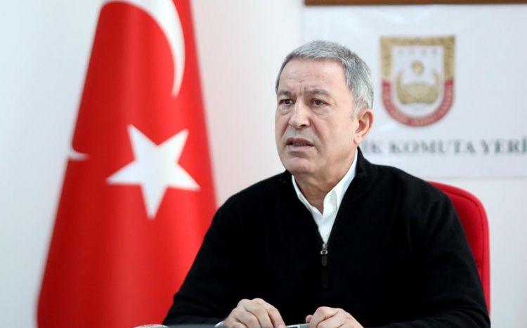 Hulusi Akar: "Türkiyə Ukraynanın suverenliyini, ərazi bütövlüyünü və siyasi birliyini bir daha dəstəkləyir"