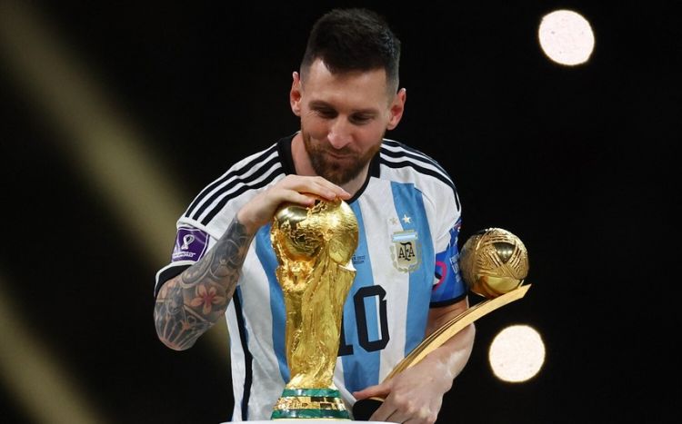 FIFA Messi ilə bağlı paylaşımı silib