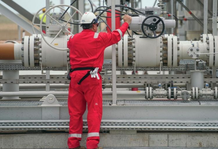 Avropa anbarlarında qaz ehtiyatları 90 milyard kubmetrdən aşağı düşüb
