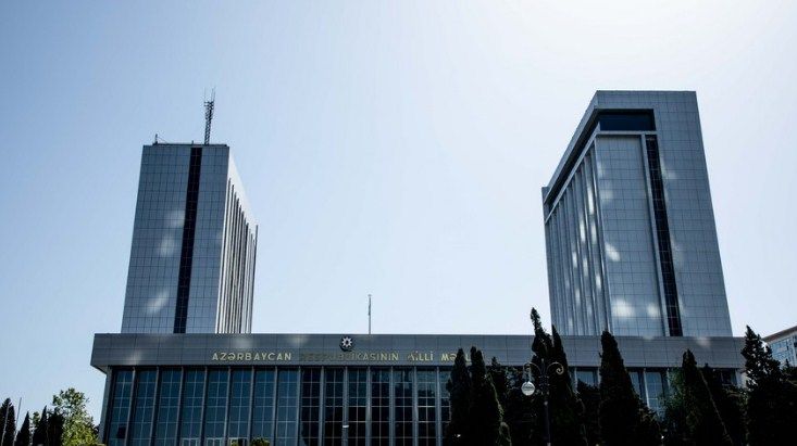 Milli Məclisin növbəti iclasının gündəliyinə təklif olunan məsələlər açıqlanıb