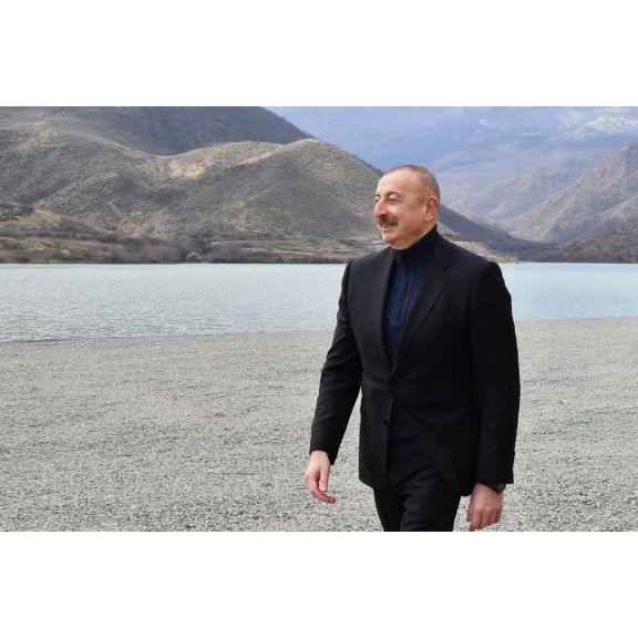 Birinci vitse-prezident Mehriban Əliyeva Prezident İlham Əliyevin doğum günü ilə bağlı paylaşım edib<font color=red> - FOTOLAR</font>