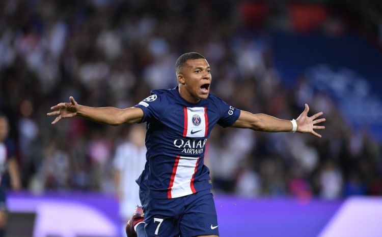 Kilian Mbappe PSJ-də qalmaq üçün üç şərt irəli sürüb