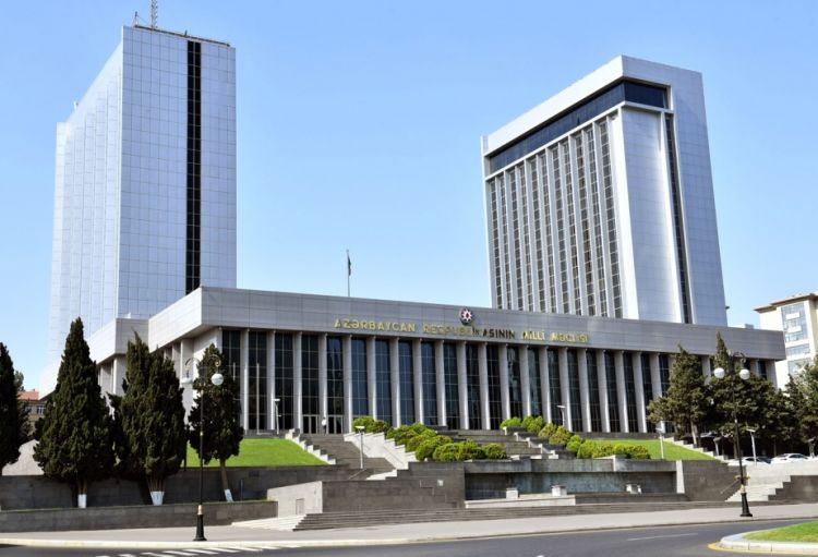 Parlamentin payız sessiyasında növbəti iclası keçirilir