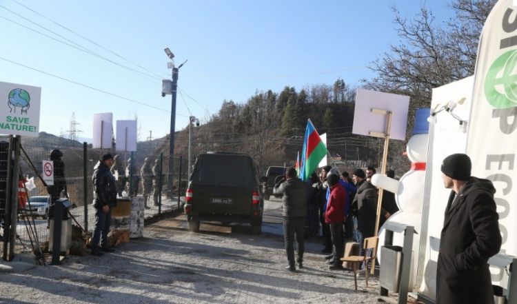 Sülhməramlılara məxsus növbəti minik avtomobilləri Laçın-Xankəndi yolundan maneəsiz keçib