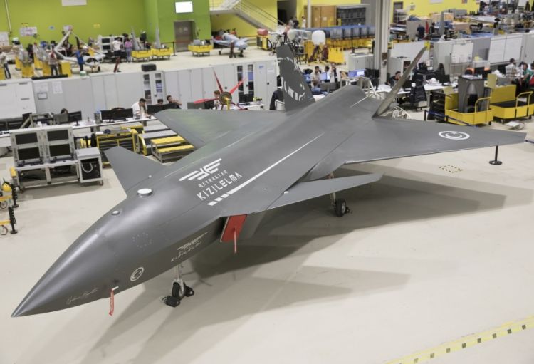 Selcuq Bayraktar: “Kızılelma” F-35 qırıcı təyyarəsini üstələyəcək