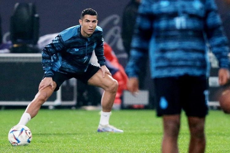 Ronaldo “Əl-Nəsr” klubunda ilk məşqinə çıxıb