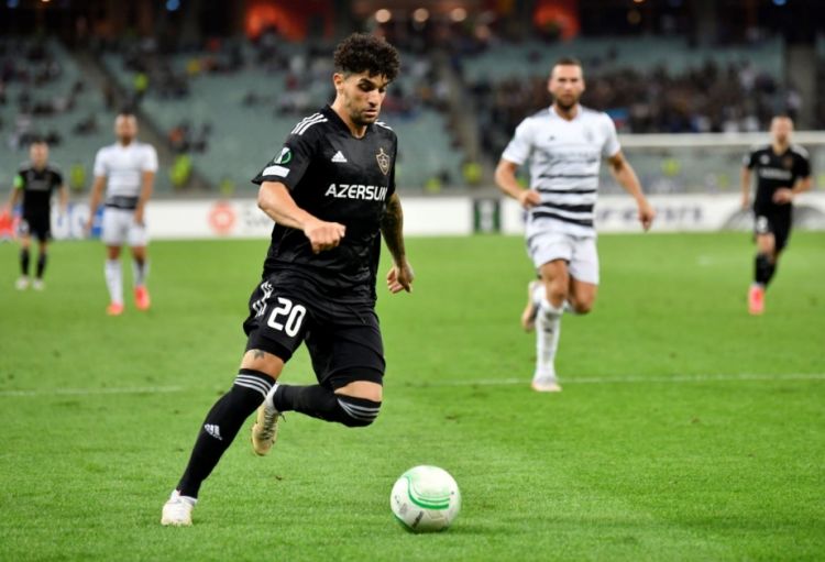 “Krasnodar” klubu “Qarabağ”dan ayrılan Kadi Borqesi heyətinə qatıb