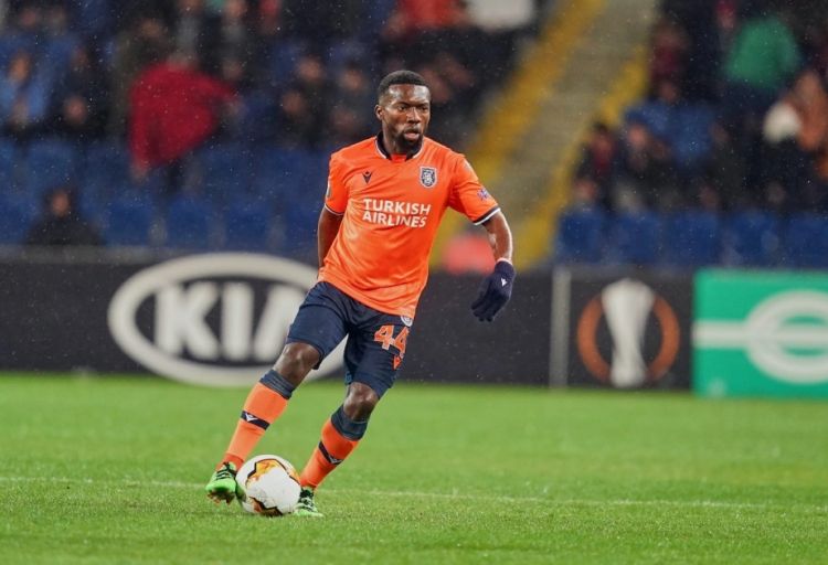 “Başakşehir” klubu nigeriyalı futbolçu ilə yollarını ayırıb