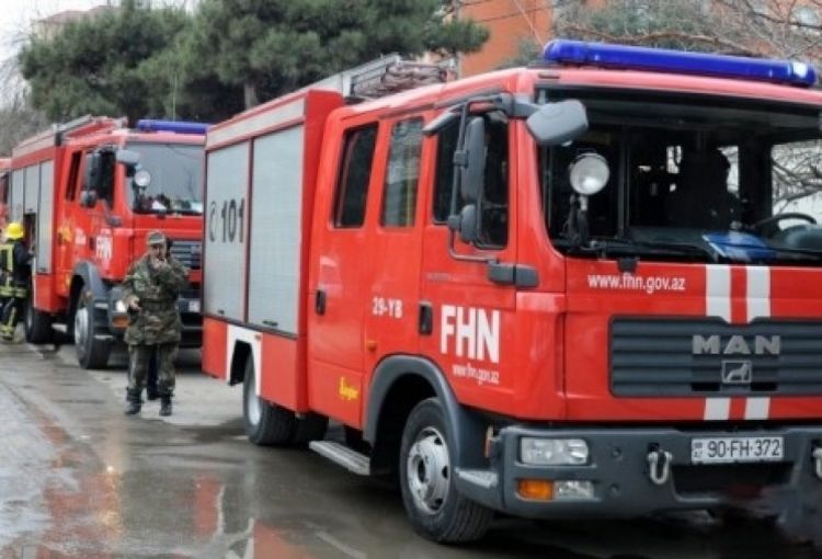 “Sədərək” ticarət mərkəzində yanğın baş verib