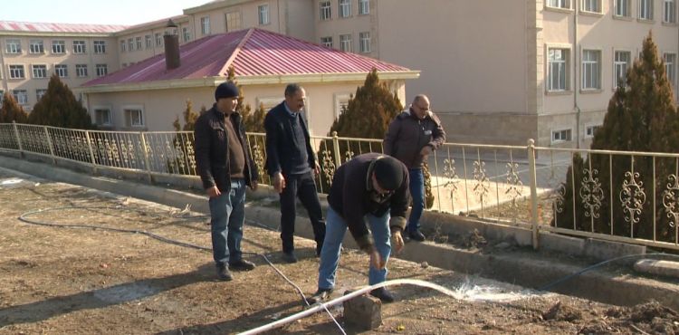 Cəhri qəsəbə sakinindən nümunəvi addım<font color=red> - VİDEO</font>