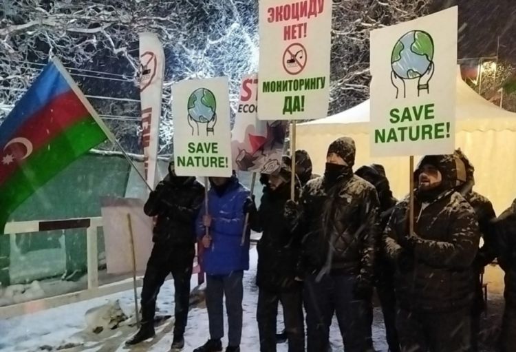 Laçın-Xankəndi yolu: Aksiya sivil qaydalar çərçivəsində davam edir