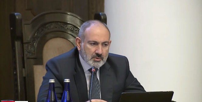 Paşinyan Qarabağ ermənilərini vəziyyəti gərginləşdirməməyə çağırıb