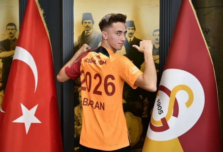 “Qalatasaray”da daha bir müqavilə