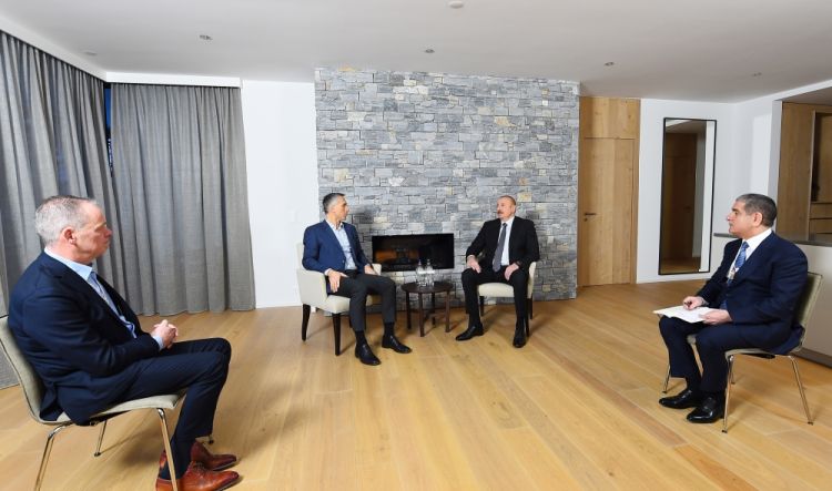 Prezident İlham Əliyevin Davosda “Signify” şirkətinin baş icraçı direktoru ilə görüşü olub<font color='red'> - YENİLƏNİB</font><font color=red> - FOTOLAR</font>