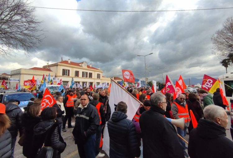 Fransada növbəti etiraz nümayişi yanvarın 31-nə planlaşdırılıb