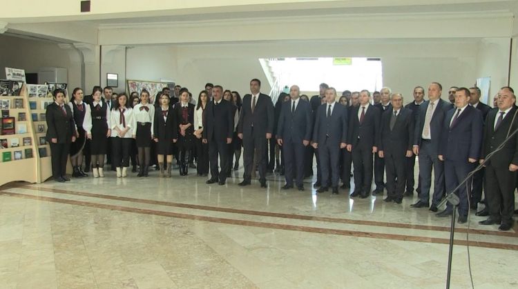 Ali məktəblərdə 20 Yanvarla bağlı tədbirlər keçirilib<font color=red> - FOTOLAR</font>