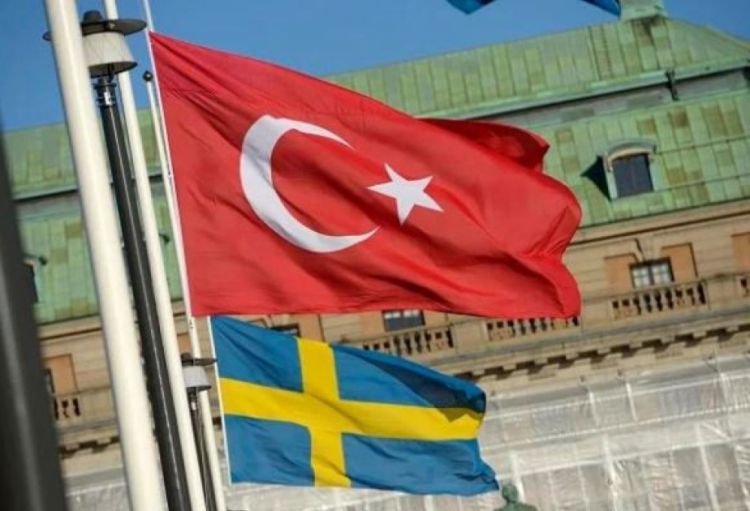 Ankara İsveç müdafiə nazirinin Türkiyəyə səfərini ləğv edib