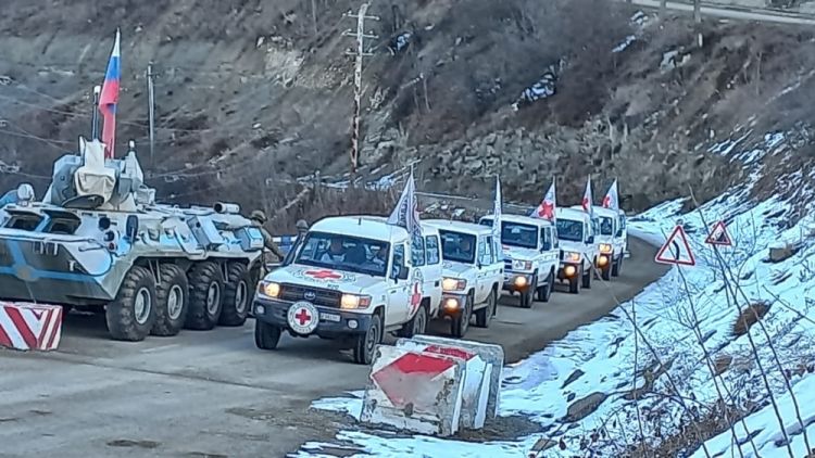 BQXK-ya məxsus beş avtomobilin aksiya ərazisindən keçidinə şərait yaradılıb