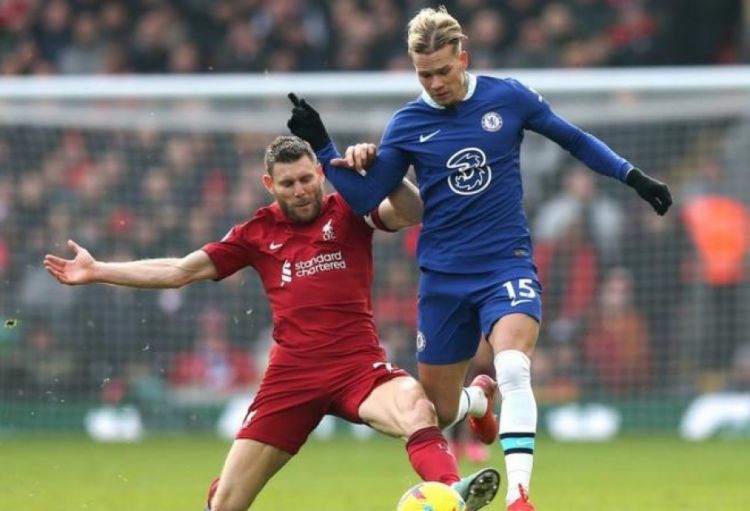 UEFA “Çelsi”yə görə maliyyə qaydalarını dəyişəcək