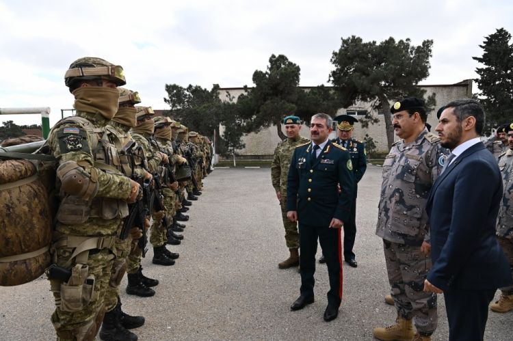  Səudiyyə Ərəbistanı Krallığının Sərhəd Mühafizəsi Baş Direktoratlığının rəhbəri Azərbaycan Dövlət Sərhəd Xidmətinin xidməti-döyüş fəaliyyəti ilə tanış olub<font color=red> - FOTOLAR</font>