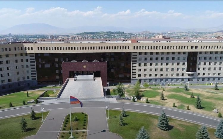 Ermənistan KİV Müdafiə Nazirliyini sərt tənqid edib: "Bu, vicdansızlıqdır"