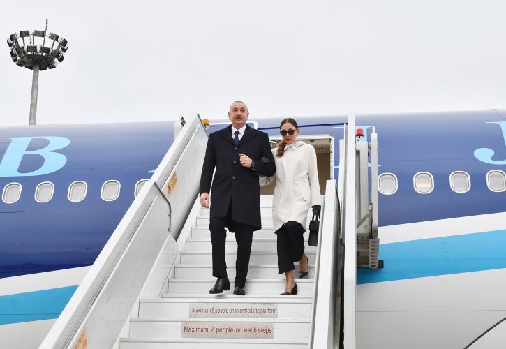 Azərbaycan Prezidenti İlham Əliyev Macarıstana rəsmi səfərə gedib<font color=red> - FOTOLAR</font>