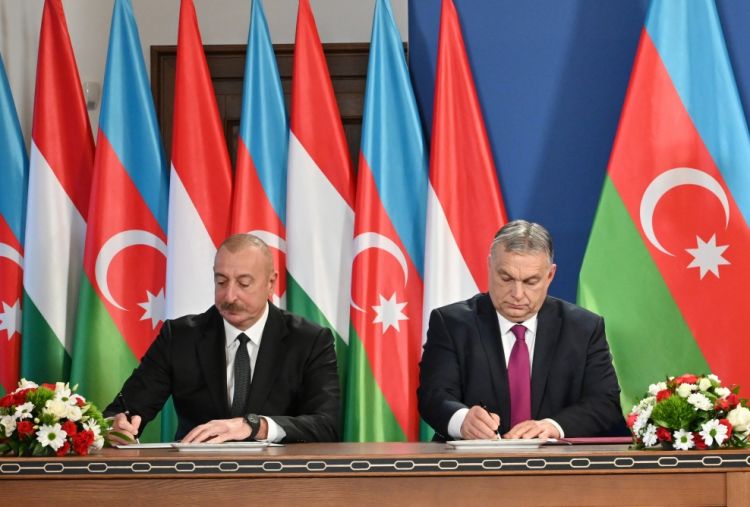 Budapeştdə Azərbaycan-Macarıstan sənədləri imzalanıb