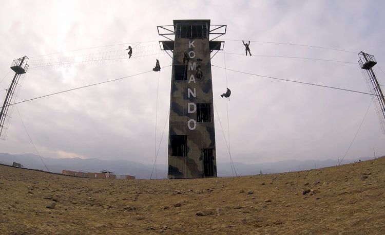 Azərbaycan komandolarının taktiki-xüsusi məşqləri davam etdirilir<font color=red> - VİDEO</font>