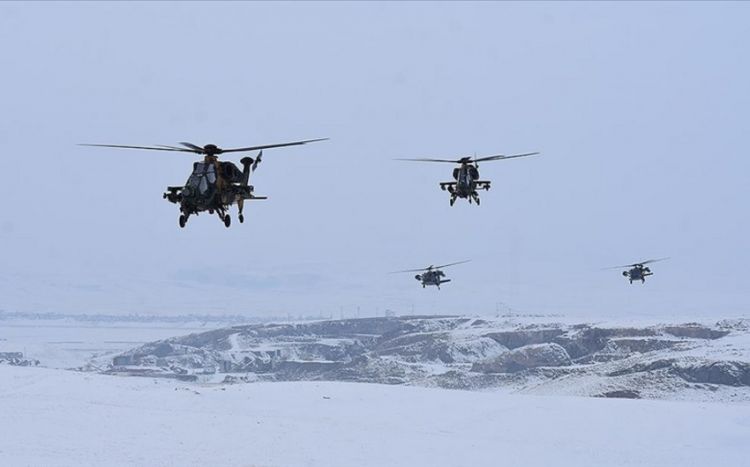 Azərbaycan pilotları “Qış təlimi - 2023” təlimlərində şərti düşmən hədəflərini məhv ediblər<font color=red> - FOTOLAR</font>