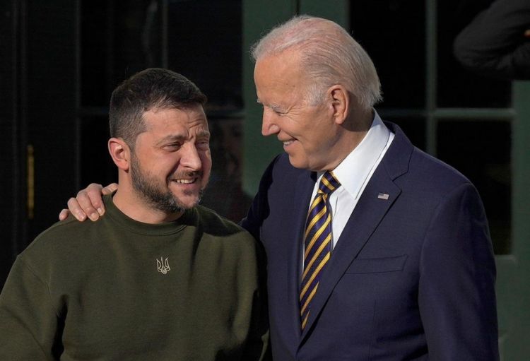 KİV: Co Bayden Polşaya səfəri zamanı Volodimir Zelenski ilə görüşə bilər
