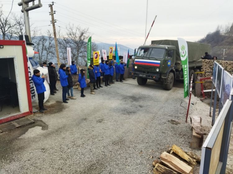Rusiya sülhməramlılarının avtomobil karvanı aksiya ərazisindən maneəsiz keçib
