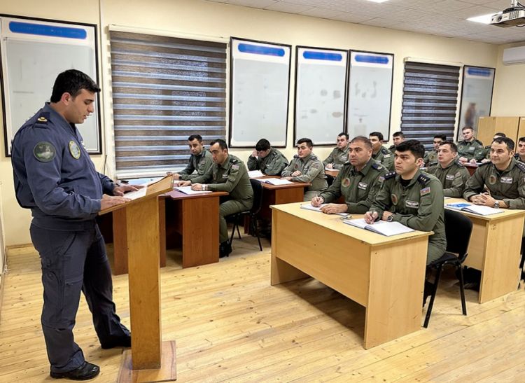 Azərbaycan Ordusunda yeni tədris dövrünün məşğələləri keçirilir<font color=red> - VİDEO</font>