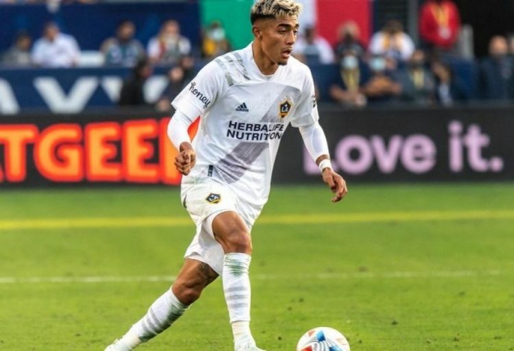  FIFA “Barselona”ya Xulian Arauxonu transfer etməyə icazə verməyib